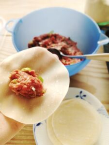 Wrap the gyoza-Auw Kitchen