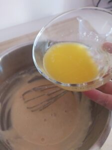 melted butter to egg mixture